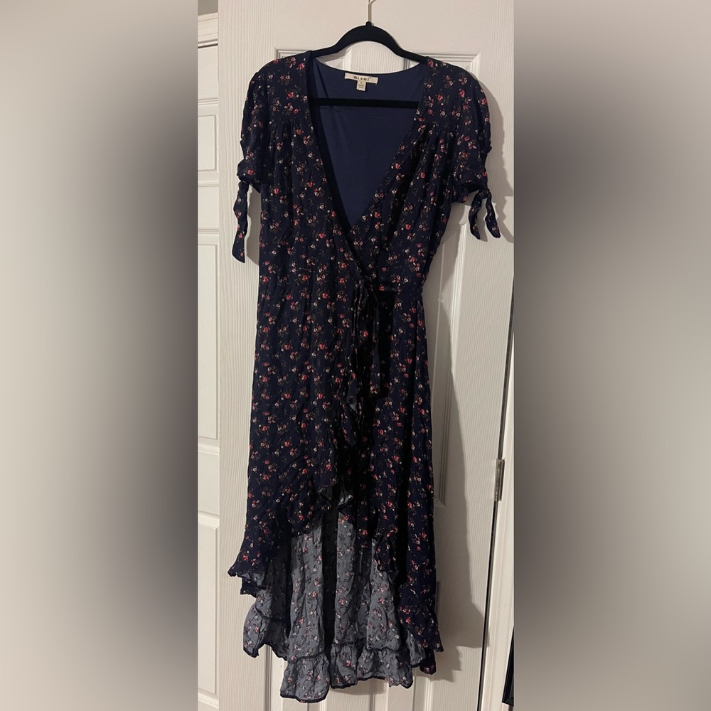 Wrap around hi-low dress with bows on sleeves L